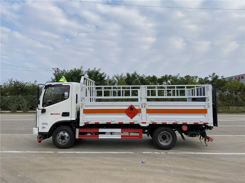 福田奧鈴（藍牌）車廂4.1米車國六