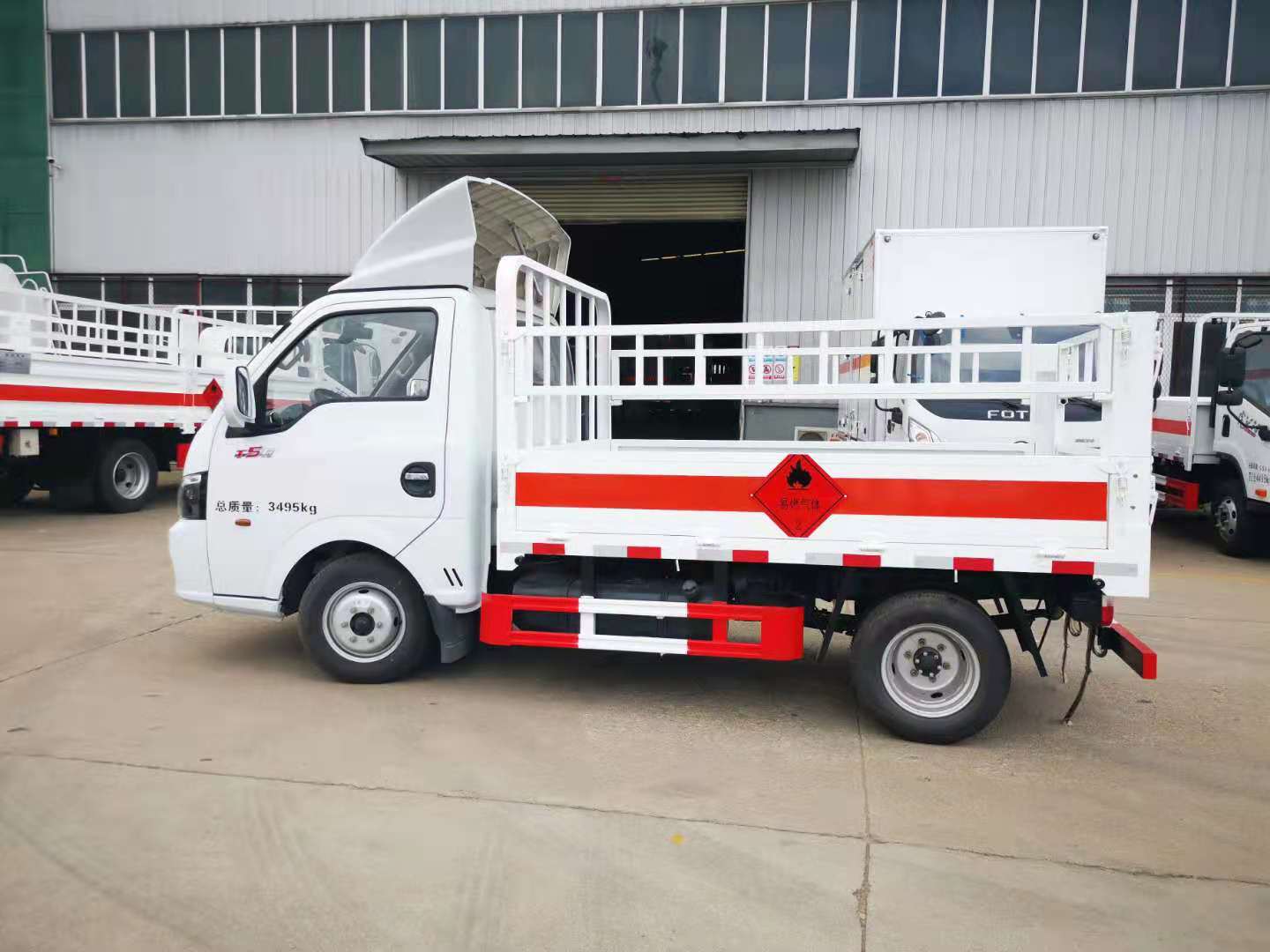 東風途逸2.5/3.0/3.3米汽油（藍牌）國六氣瓶車